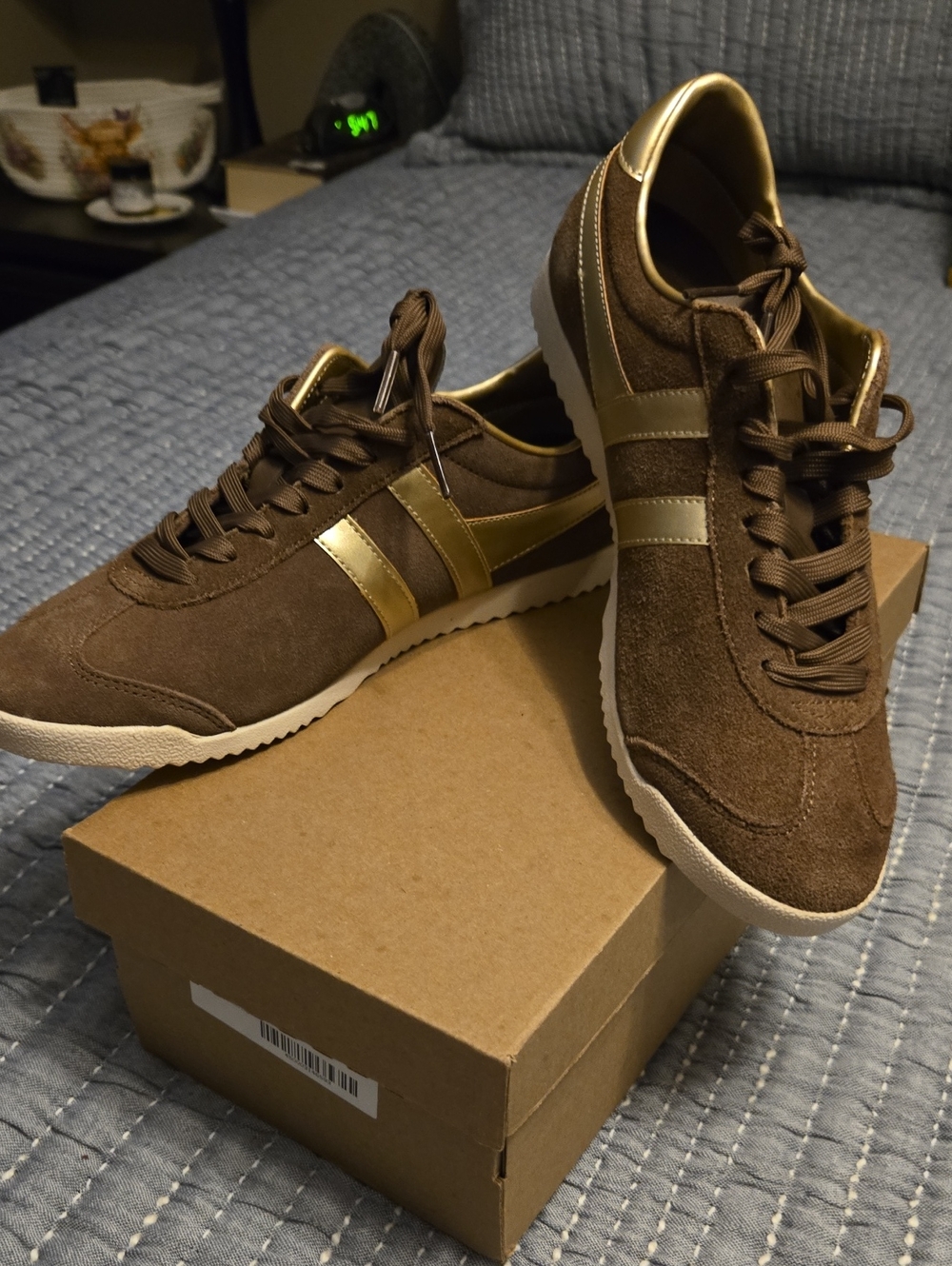 GOLA Bullet Sneaker Women 9.5 Chocolate Brown Gold Metallic NIB